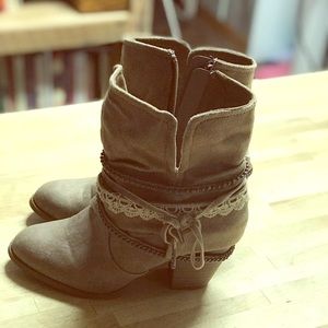 Woman’s boots